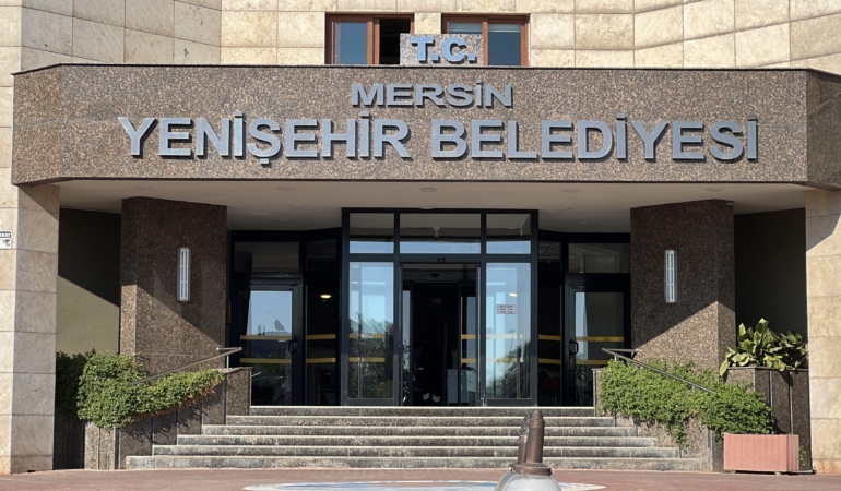 KHK ile ihraç olan şahsa belediye araç vermiş: Otomobil aile aracı gibi olmuş