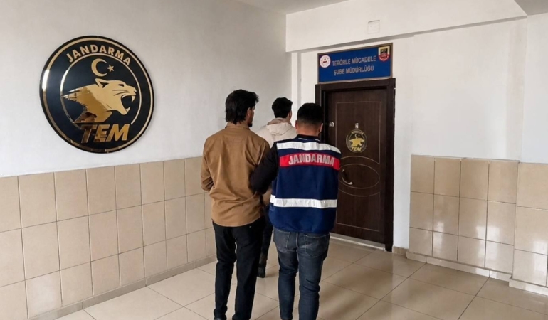 Mersin’de MİT destekli operasyonda DEAŞ şüphelisi yakalandı