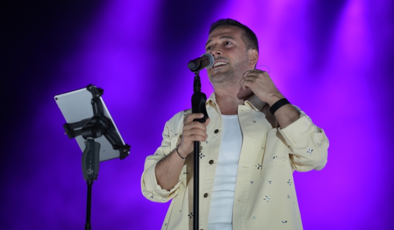 MERSİN KÜLTÜR YOLU FESTİVALİ'NDE OĞUZHAN KOÇ RÜZGARI ESTİ