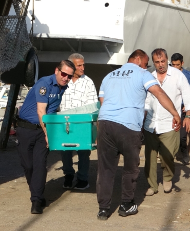 MERSİN'DE BALIKÇI BARINAĞINDA ERKEK CESEDİ BULUNDU
