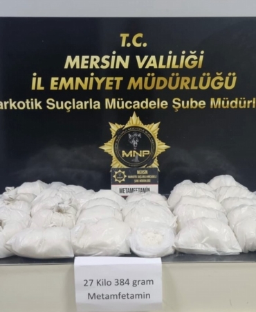 MERSİN'DE DEPOYA BASKIN: 27 KİLODAN FAZLA METAMFETAMİN ELE GEÇİRİLDİ