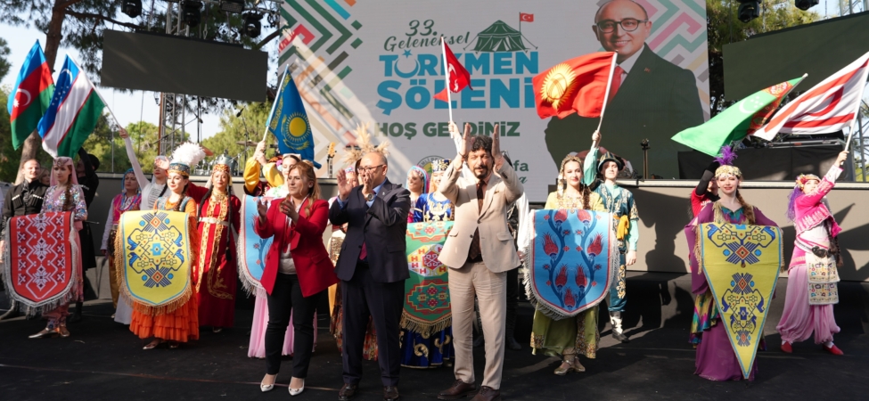 33. GELENEKSEL TÜRKMEN ŞÖLENİ'NE BİNLERCE KİŞİ KATILDI MERSİN'İN ERDEMLİ İLÇESİNDE BİRÇOK ÜLKEDEN KONUKLARIN DA KATILDIĞI ŞÖLENDE KIL ÇADIRLAR KURULDU, YAYIK AYRANI VE SIKMA İKRAM EDİLDİ