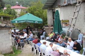 "AĞZI OLUP DİLİ OLMAYAN BİRİYDİ" KATLİAM KURBANI ABDULLAH KOCA'NIN AİLESİ YASTA