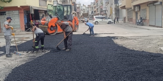 Akdeniz’de Yol Bakım Çalışmaları Sürüyor