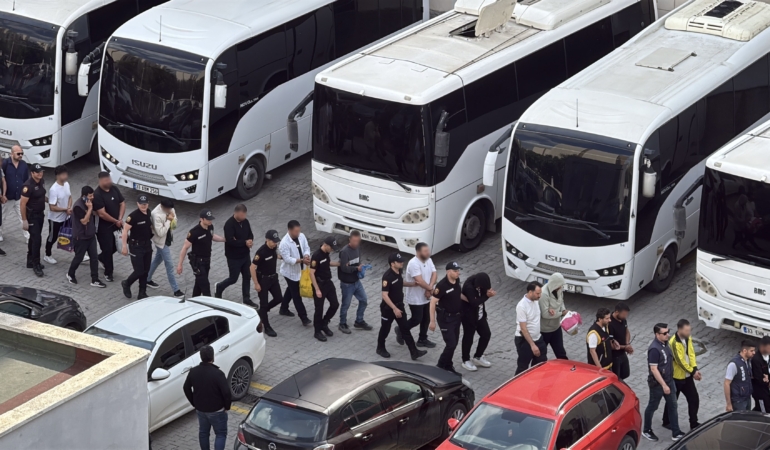 Mersin Merkezli Yasa Dışı Bahis Operasyonunda 103 Şüpheli Adliyede