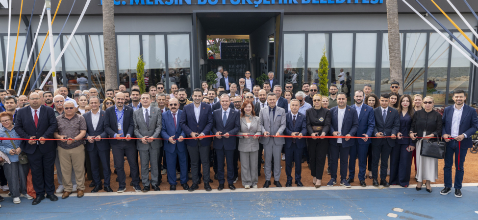 BAŞKAN SEÇER İLE MERAL SEÇER, ‘GARAJ MERSİN VE KAMPÜS MERSİN AÇILIŞ TÖRENİ’NE KATILDI (5).jpg