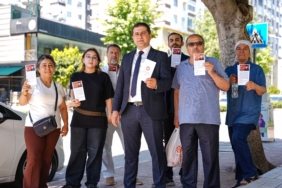 TOROSLAR’DA VATANDAŞLARA GENÇLİĞE HİTABE DAĞITILDI (1).jpg