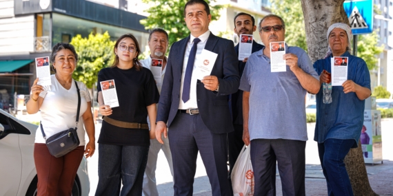 Toroslar’da Vatandaşlara Gençliğe Hitabe Dağıtıldı