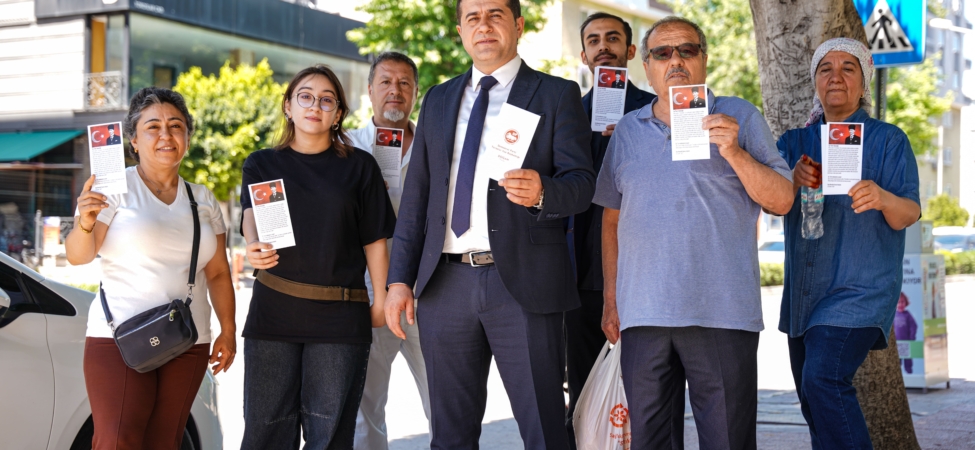 TOROSLAR’DA VATANDAŞLARA GENÇLİĞE HİTABE DAĞITILDI (1).jpg