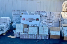 MERSİN LİMANINDA DEV İLAÇ OPERASYONU: 4,9 MİLYAR LİRALIK KAPSÜL ELE GEÇİRİLDİ HAVLU VE POŞET BEYANININ ALTINDAN 12,4 MİLYON KAPSÜL ÇIKTI