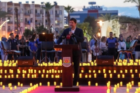 TARSUS'TA TARİH VE SANATIN BULUŞMA NOKTASI KLEOPATRA MEYDANI AÇILDI