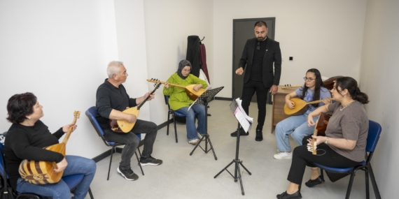 Mersin’de ücretsiz müzik kurslarında sezon sona eriyor