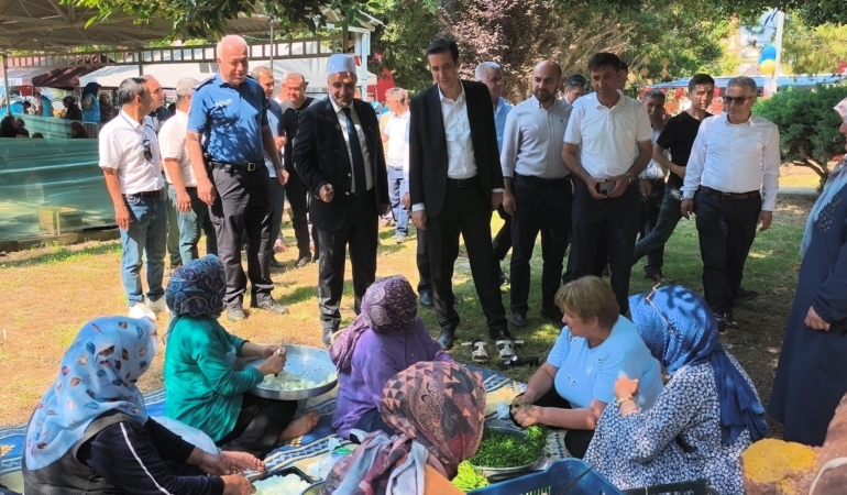 Bozyazı’da Kur’an Kursu öğrencileri için hayır çarşısı açıldı