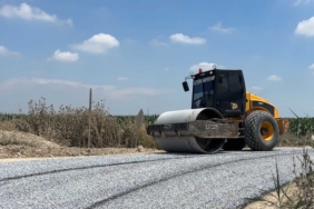 TARSUS'TA DENİZE ULAŞIM YOLU YENİLENDİ