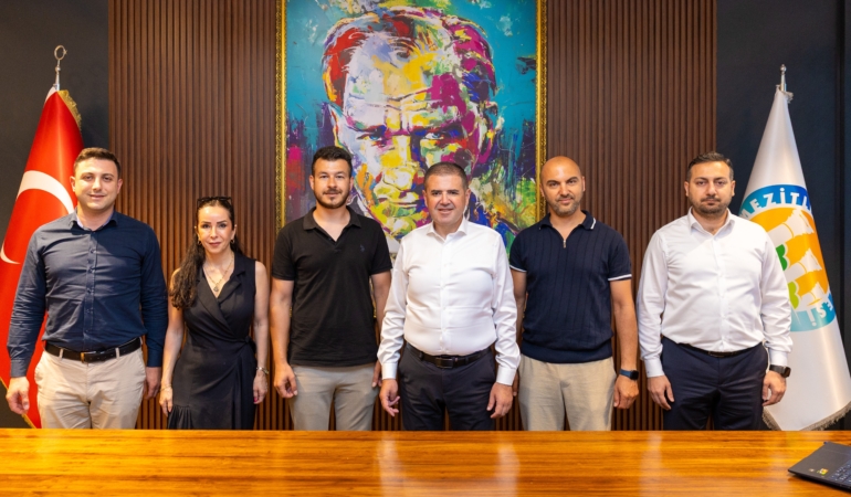 MERSİN'DE DEZAVANTAJLI BİREYLER SU SPORLARIYLA BULUŞUYOR