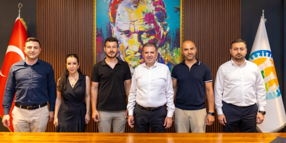 Mersin’de dezavantajlı bireyler su sporlarıyla buluşuyor