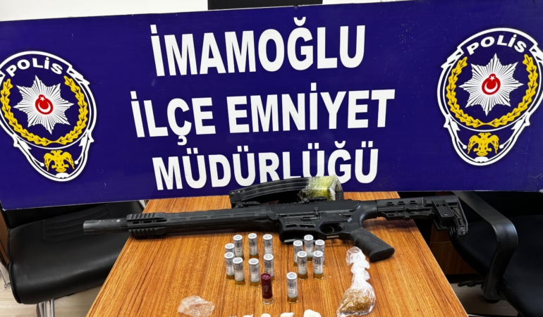 "FEDAİ" LAKAPLI UYUŞTURUCU TACİRİ POLİSİN TAKİBİYLE YAKALANDI