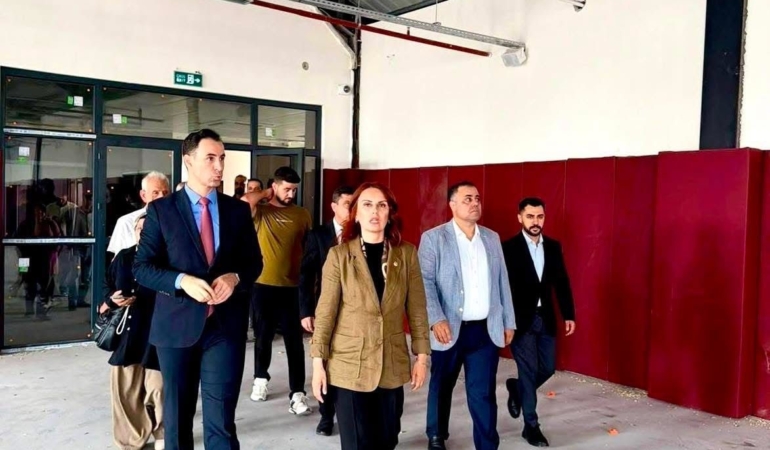 AKDENİZ'E YENİ GENÇLİK MERKEZİ KAZANDIRILIYOR AK PARTİ MİLLETVEKİLİ SÖYLEMEZ: "GENÇLERE YAPILAN YATIRIM GELECEĞE YAPILAN YATIRIMDIR"
