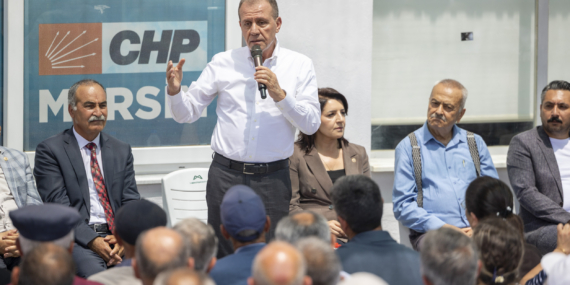 Vahap Seçer, CHP Mut İlçe Örgütünü Ziyaret Etti