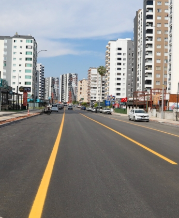 MERSİN BÜYÜKŞEHİR DENİZ MAHALLESİ’NDE KAPSAMLI YOL YENİLEME ÇALIŞMASI YAPTI (1)