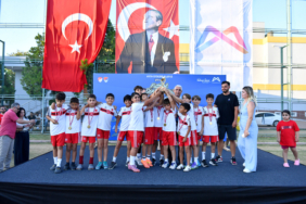 BÜYÜKŞEHİR’İN FUTBOL ŞENLİĞİ’NDE KUPALAR SAHİPLERİNİ BULDU (8)