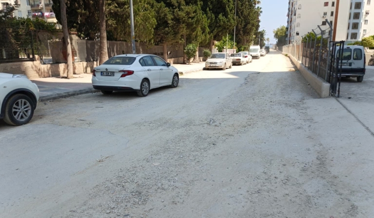 Tece ve Seymenli’de yol isyanı!