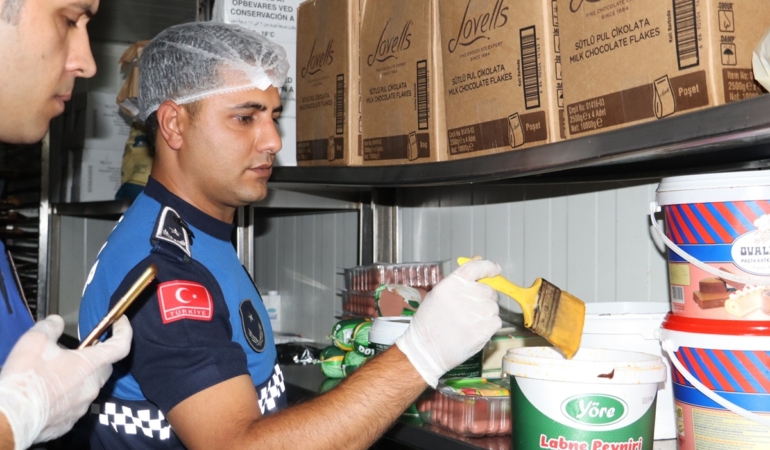 TOROSLAR’DA GIDA GÜVENLİĞİ İÇİN DENETİMLER SIKLAŞTI