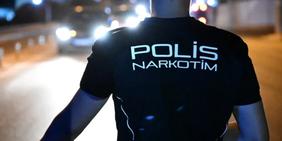 Mersin’de eş zamanlı narkotik operasyonu: 3 bin 214 kişi sorgulandı