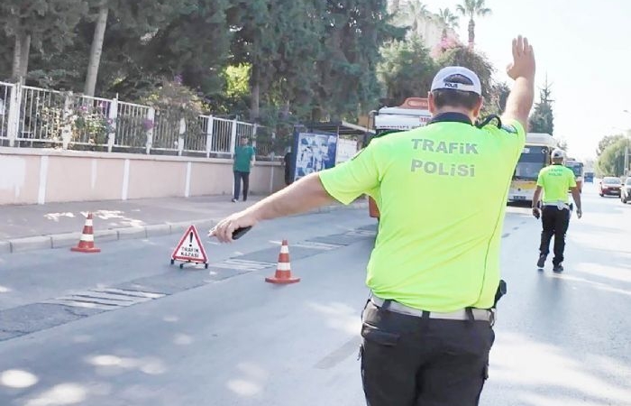 Mersin’de 1 haftada 1307 araç trafikten men edildi