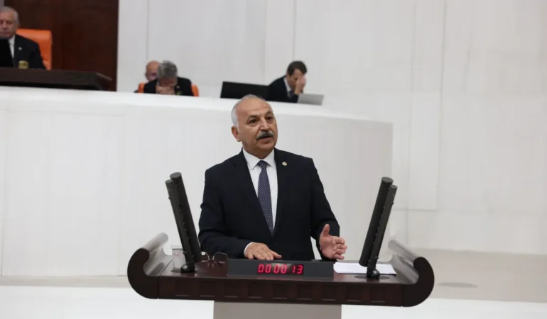 Talat Dinçer: Emekli artık Türkiye’nin kanayan yarasıdır