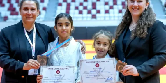Mersinli iki Judocu Balkan biletini kaptı