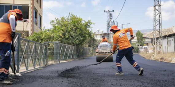 MERSİN BÜYÜKŞEHİR KIRSALDA YOL ÇALIŞMALARINI SÜRDÜRÜYOR