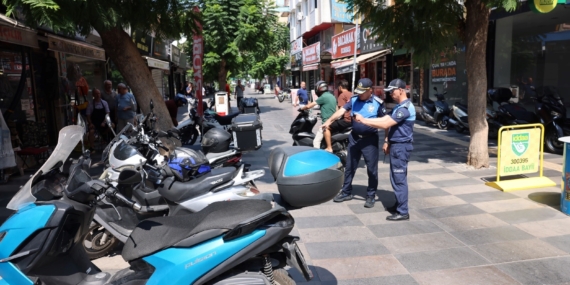 Zabıta Müdürlüğü Ekiplerinden Kaldırım ve Yol İşgali Denetimi