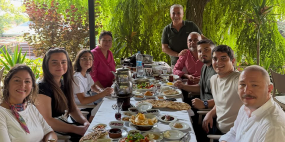 Mersin Avukat Hakları Topluluğu dayanışma kahvaltısında buluştu