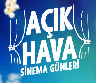 Sandalyeni kap gel! Mersin’de sahilde sinema akşamı