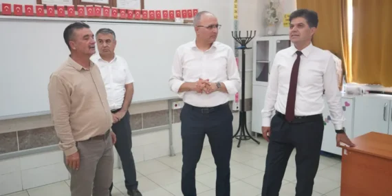 Yeni eğitim yılı hazırlıkları Erdemli’de yerinde incelendi