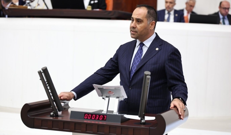 Kıratlı: “Şehitlerimizin emanetine sahip çıkacak, kardeşliğimizi güçlendireceğiz”